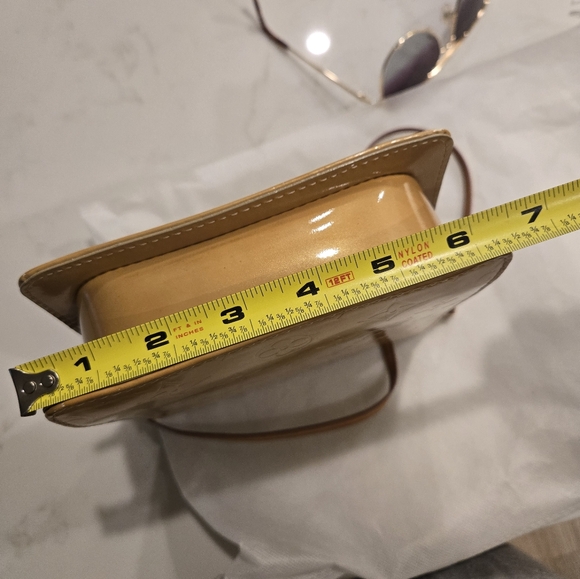 LOUIS VUITTON Monogram Vernis Mott - Picture 15 of 15